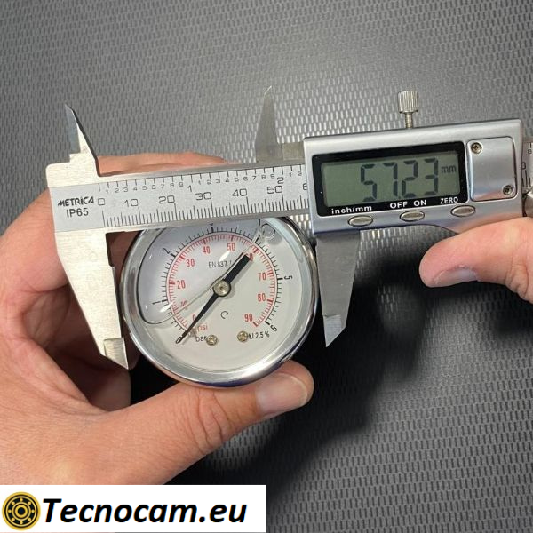 Manomètre à glycérine, échelle 0-6 bar, boîtier 50 mm, raccord arrière mâle 1/4", série MAN50PCG 